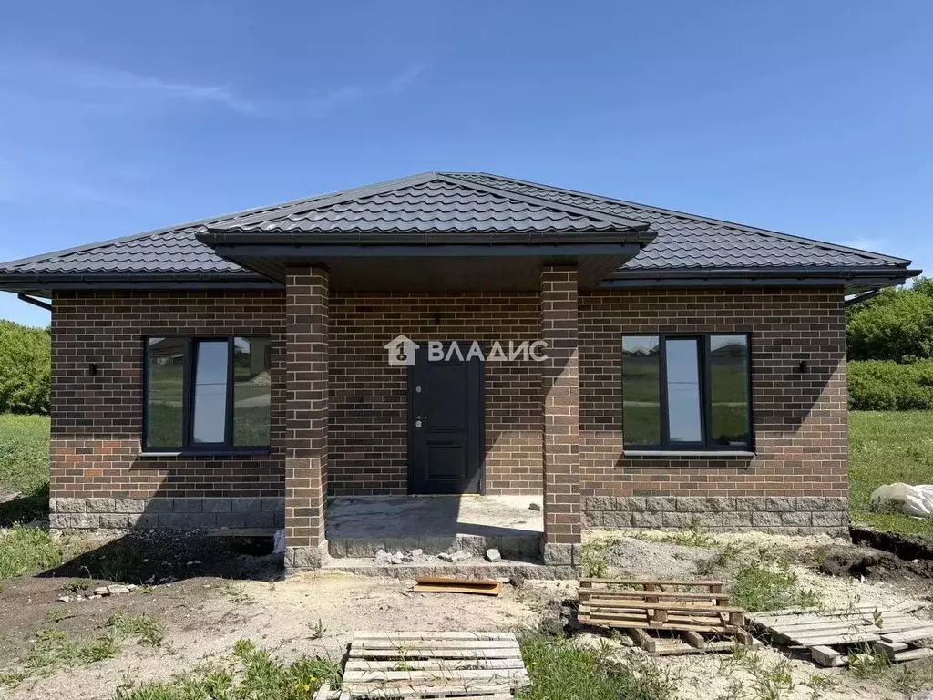 Дом в Белгородская область, Строитель Яковлевский городской округ, ул. ... - Фото 1
