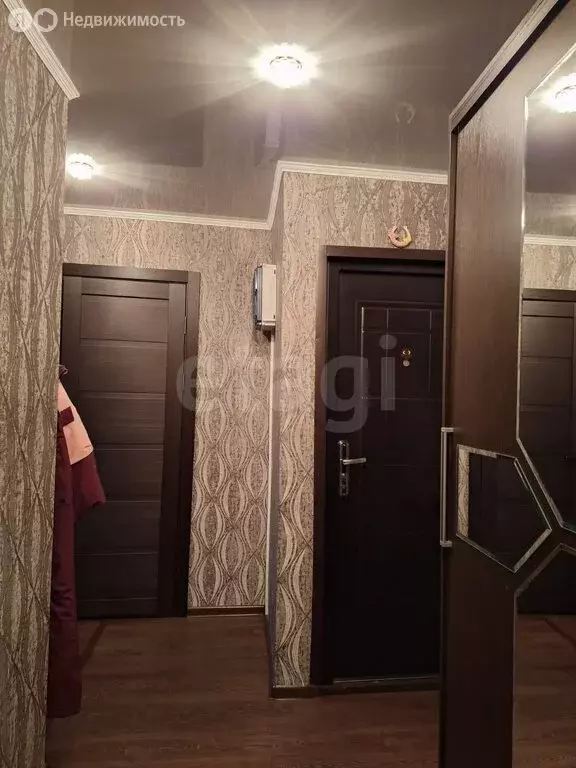2-комнатная квартира: Абатское, улица 8 Марта, 2 (43 м) - Фото 1