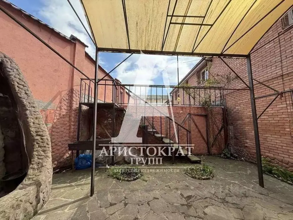 Дом в Ставропольский край, Пятигорск ул. Козлова, 9 (188 м) - Фото 2