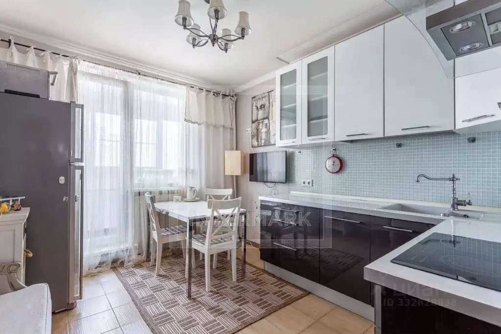 2-к кв. Москва ул. Лобачевского, 45 (70.0 м) - Фото 2