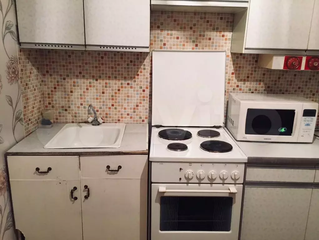 1-к. квартира, 32 м, 5/9 эт. - Фото 0
