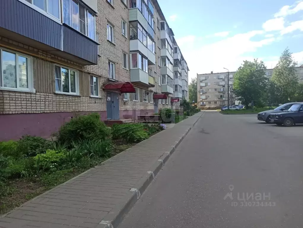 3-к кв. Смоленская область, Ярцево Солнечная ул., 3К3 (62.5 м) - Фото 1