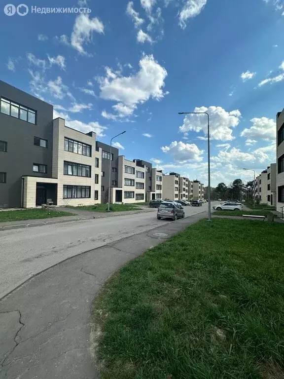 2-комнатная квартира: Малоярославец, улица Медвежья Поляна, 1к2 (59 м) - Фото 1