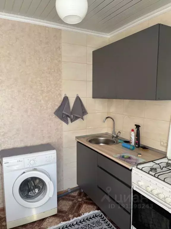 1-к кв. Курская область, Курск ул. Чехова, 4 (35.0 м) - Фото 1