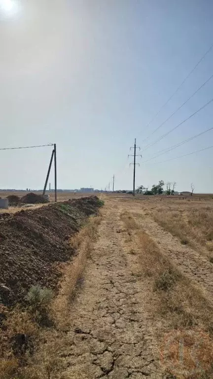 Участок в Крым, Сакский район, Штормовское с/пос, с. Поповка  (6.0 ... - Фото 1