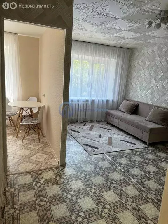 1-комнатная квартира: Курган, улица Пичугина, 21 (29.3 м) - Фото 2
