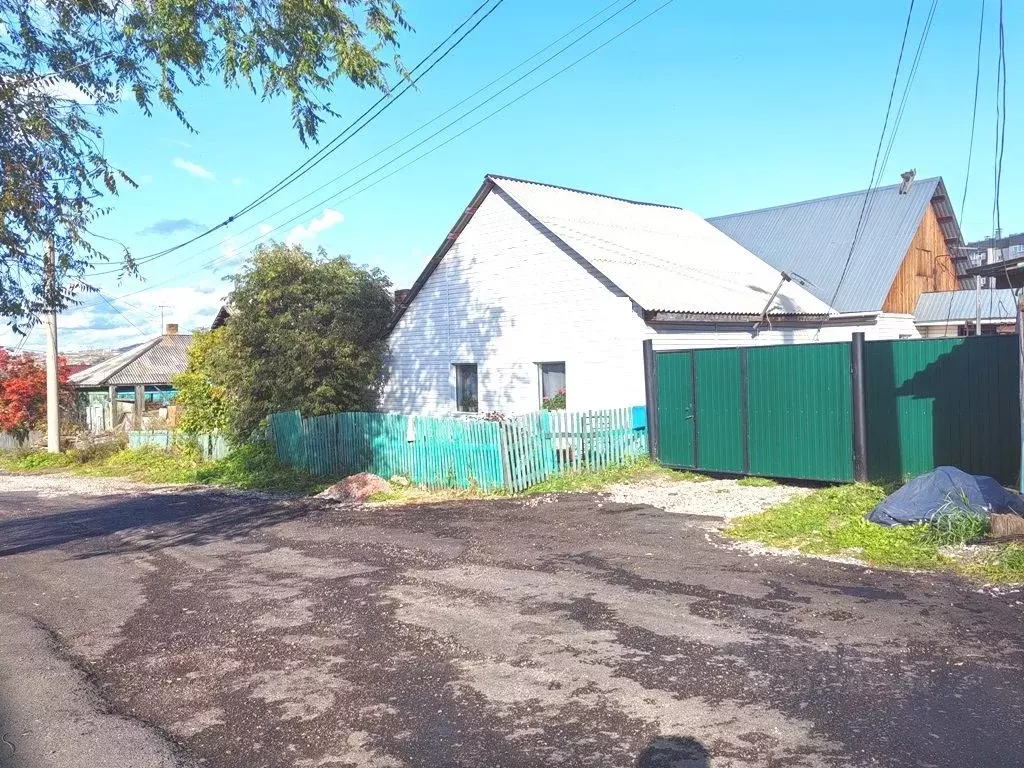 Дом в Красноярский край, Красноярск Ботаническая ул. (50 м) - Фото 1