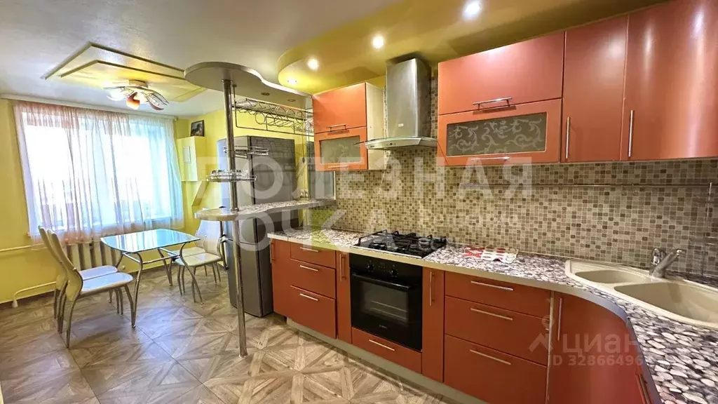 3-к кв. Новгородская область, Боровичи ул. Софьи Перовской, 88 (75.9 ... - Фото 1