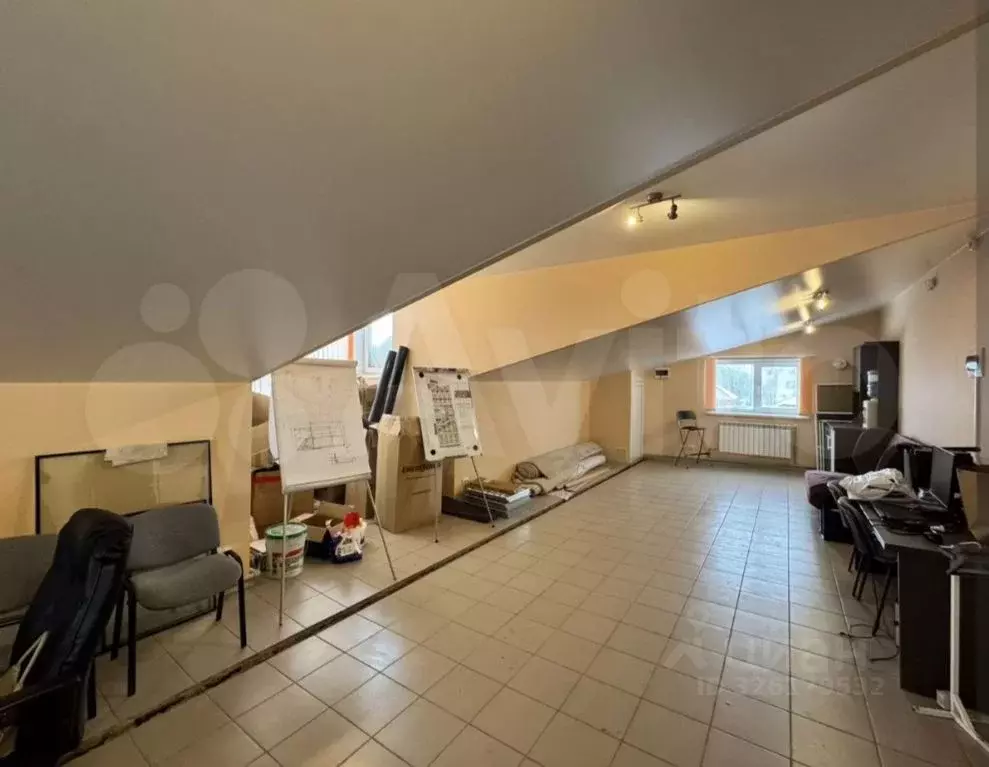 Офис в Алтайский край, Барнаул Авиатор мкр, ул. 1-я Малиновая, 58 (41 ... - Фото 1