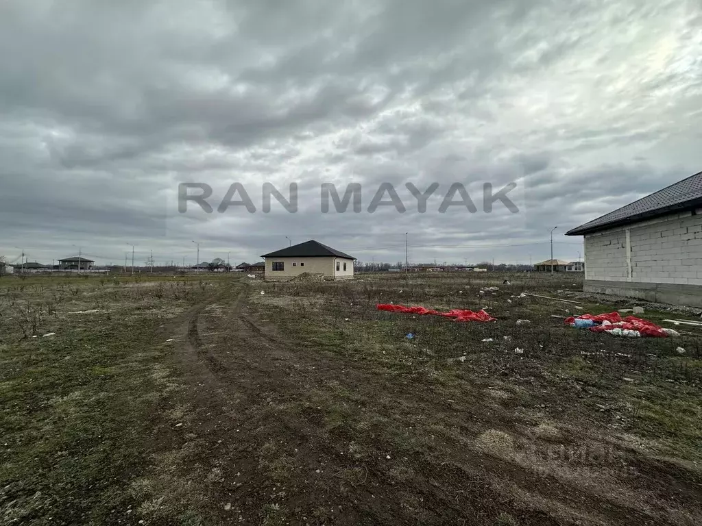 Участок в Адыгея, Майкоп ул. Маршала Малиновского, 15 (6.0 сот.) - Фото 1