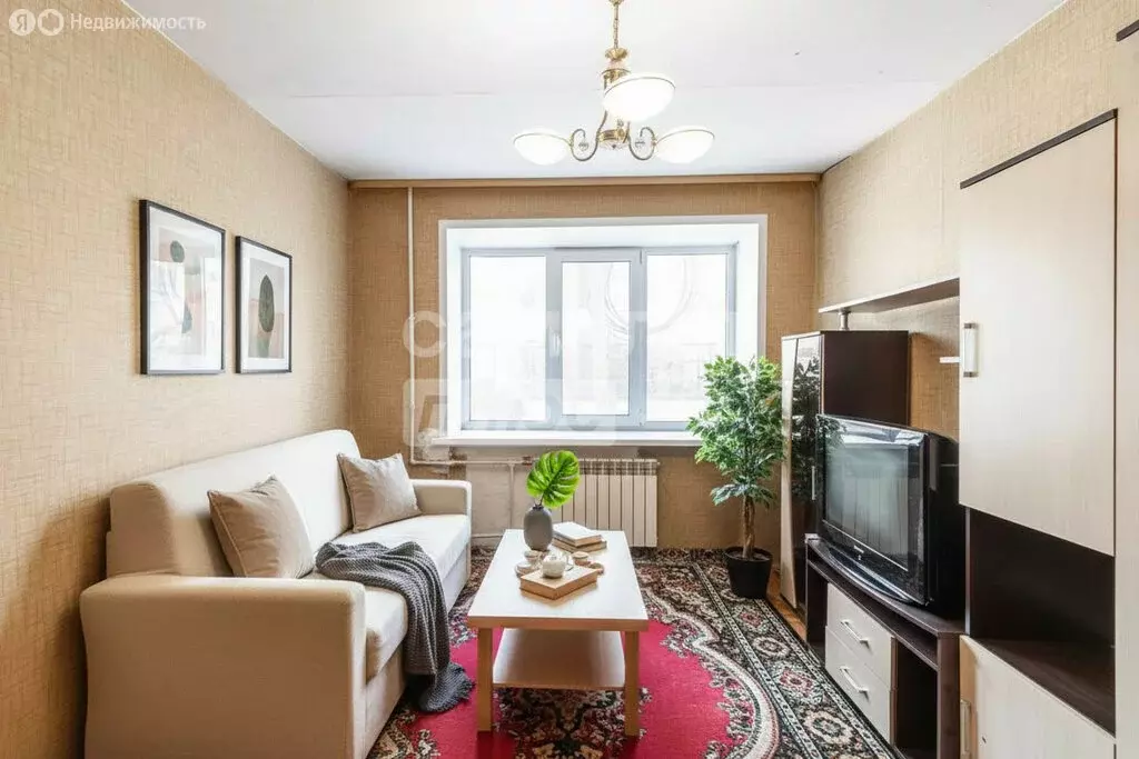 3-комнатная квартира: Омск, улица Орджоникидзе, 270 (52.2 м) - Фото 1