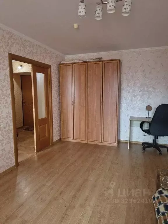 1-к кв. Свердловская область, Екатеринбург ул. Ангарская, 54Б (33.6 м) - Фото 2