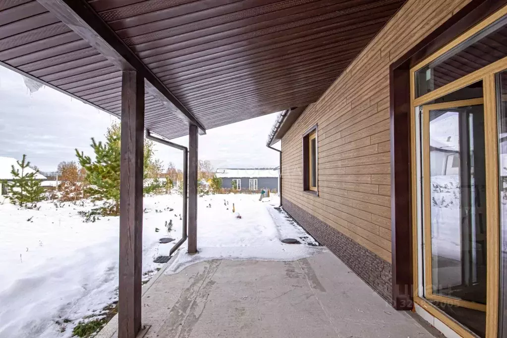 Дом в Новосибирская область, Мошковский район, пос. Октябрьский ул. ... - Фото 1