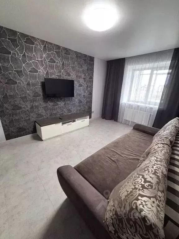 1-к кв. Хакасия, Абакан ул. Генерала Тихонова, 2 (48.0 м) - Фото 2