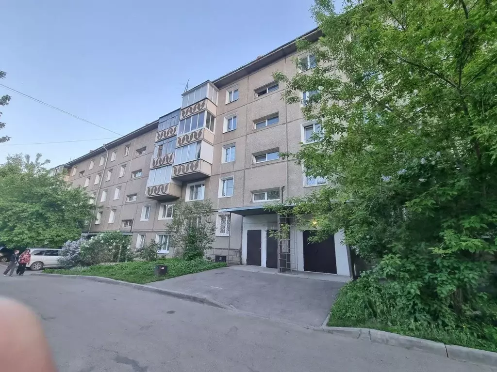 3-к кв. Иркутская область, Иркутск ул. Баумана, 233 (64.3 м) - Фото 0