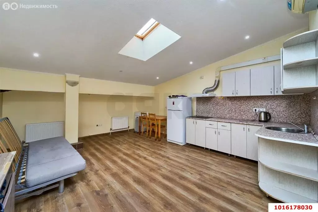 Квартира-студия: Краснодар, улица имени М.Е. Соколова, 86к1 (30.3 м) - Фото 2