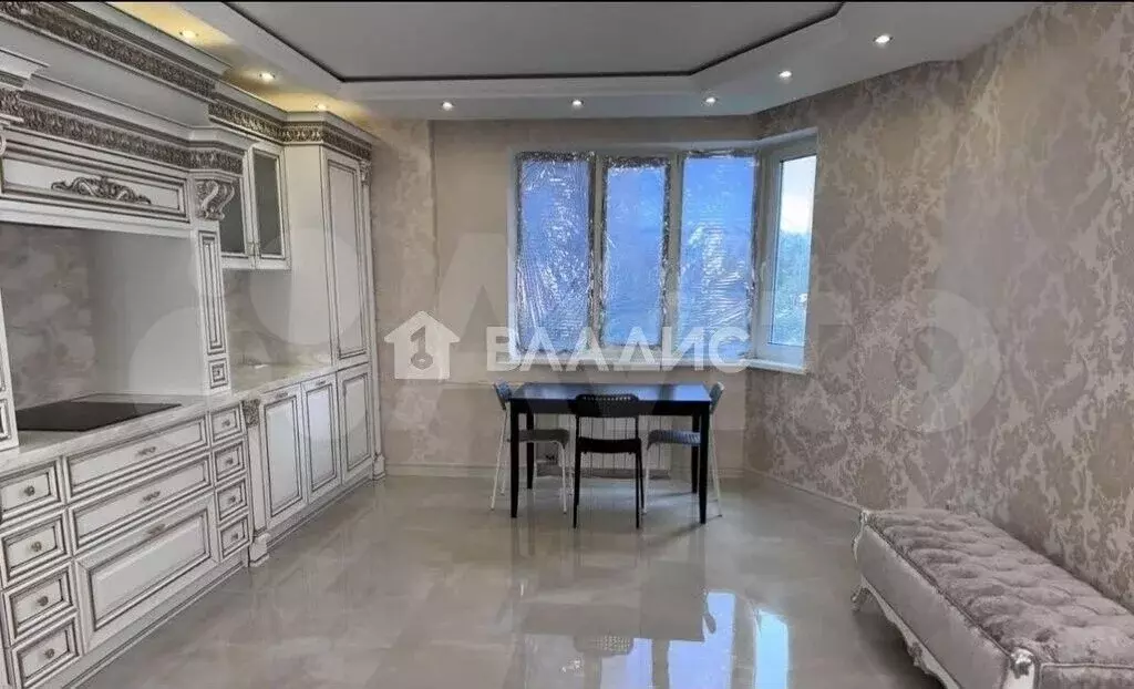 3-к. квартира, 131,4 м, 2/25 эт. - Фото 1