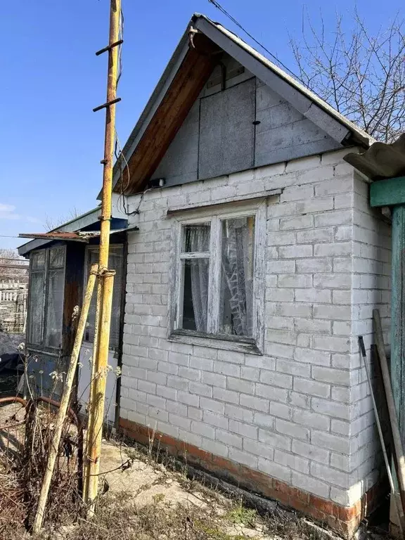 Дом в Саратовская область, Соколовый рп ул. Курсантская (32 м) - Фото 1
