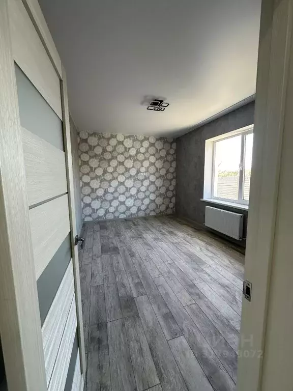 Дом в Крым, Симферопольский район, с. Доброе  (100 м) - Фото 0