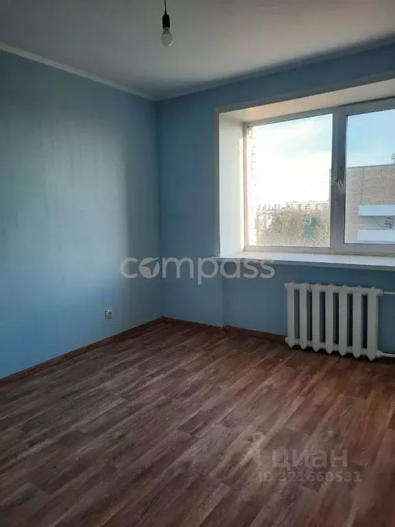 Комната Тюменская область, Тюмень ул. Республики, 220 (17.0 м) - Фото 0