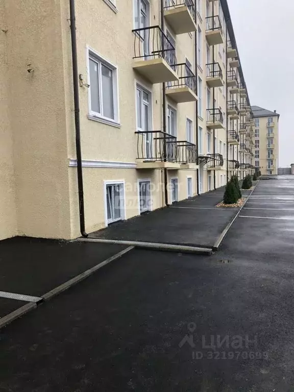 2-к кв. Кабардино-Балкария, Нальчик Кабардинская ул., 228к1 (50.52 м) - Фото 1