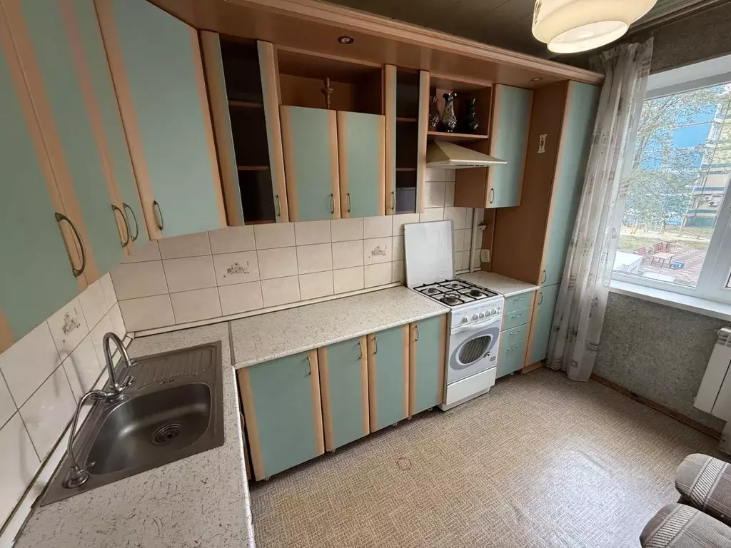 4-к кв. Белгородская область, Белгород ул. Губкина, 20 (75.1 м) - Фото 2