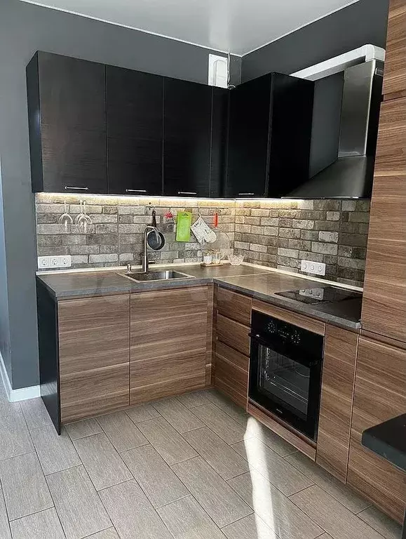 1-к. квартира, 40 м, 16/17 эт. - Фото 0