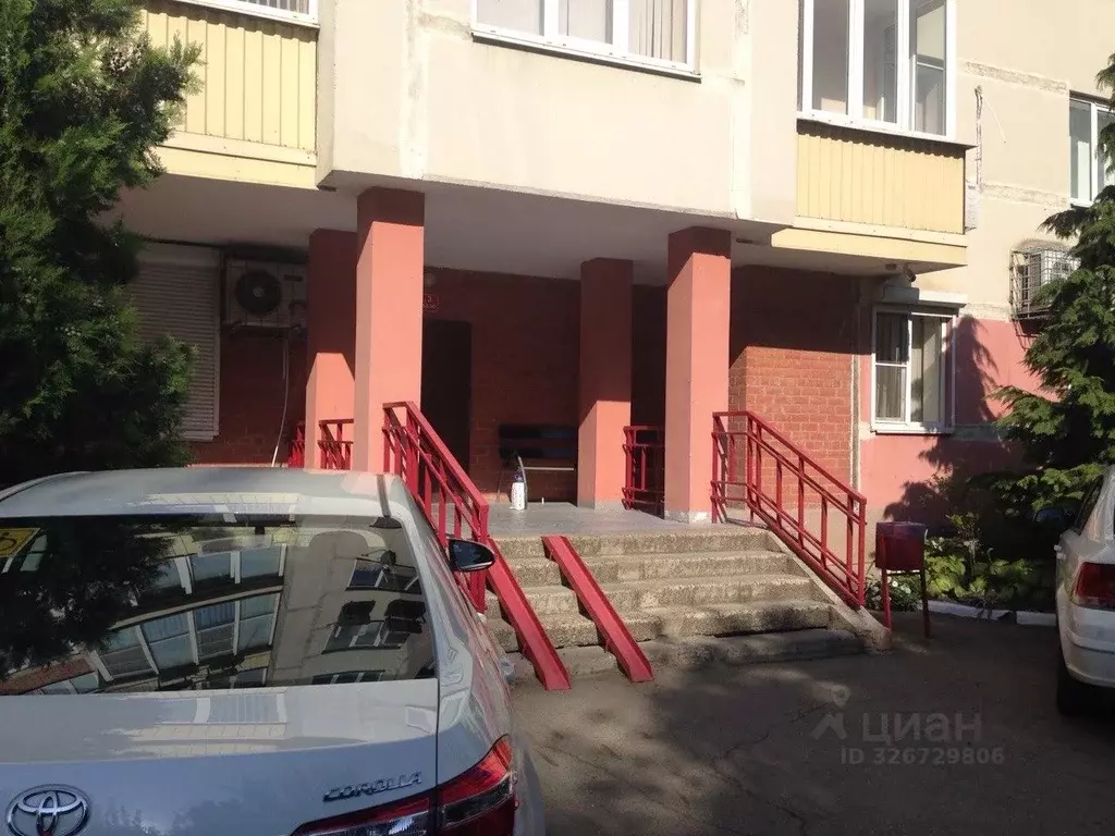 Офис в Краснодарский край, Краснодар ул. Федора Лузана, 19 (824 м) - Фото 2