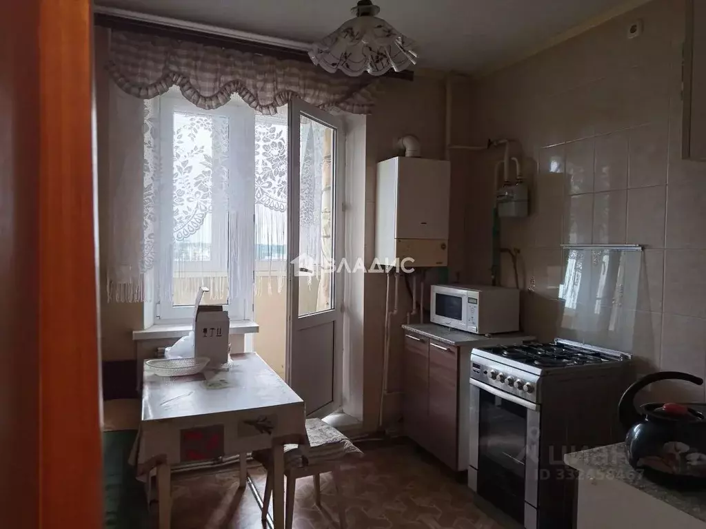 1-к кв. Белгородская область, Белгород ул. Есенина, 38 (33.9 м) - Фото 2