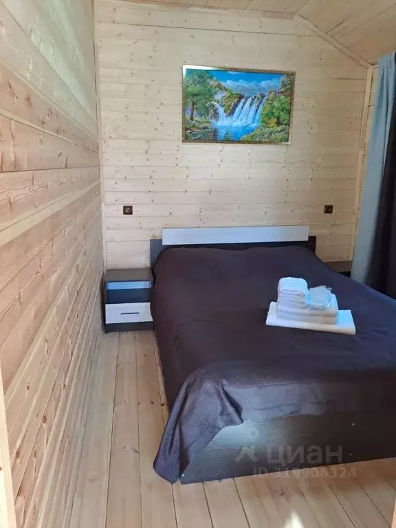 Дом в Карачаево-Черкесия, Зеленчукский район, с. Архыз ул. Счастливая, ... - Фото 1