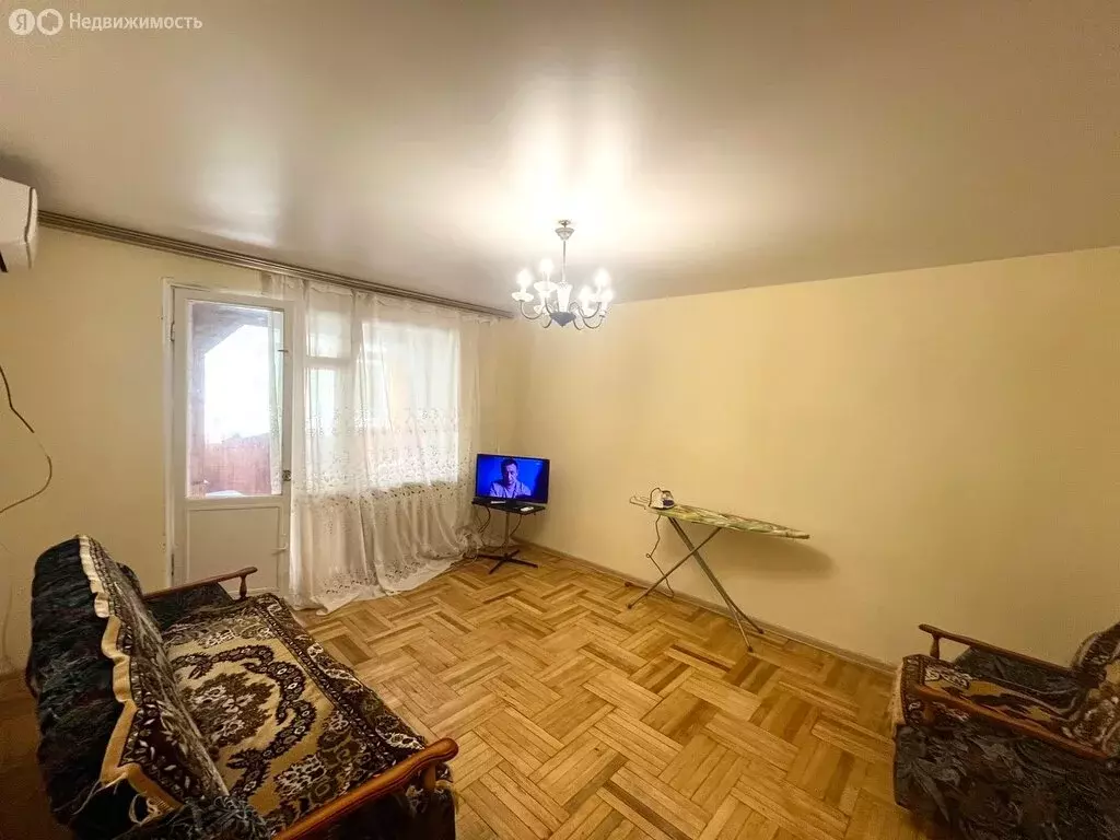 3-комнатная квартира: Анапа, улица Ленина, 157 (75 м) - Фото 1