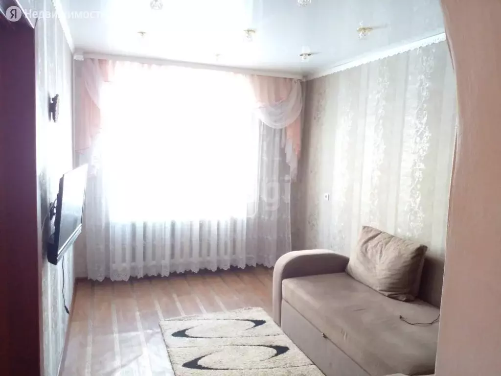 3-комнатная квартира: Стерлитамак, улица Гоголя, 120 (51.6 м) - Фото 0