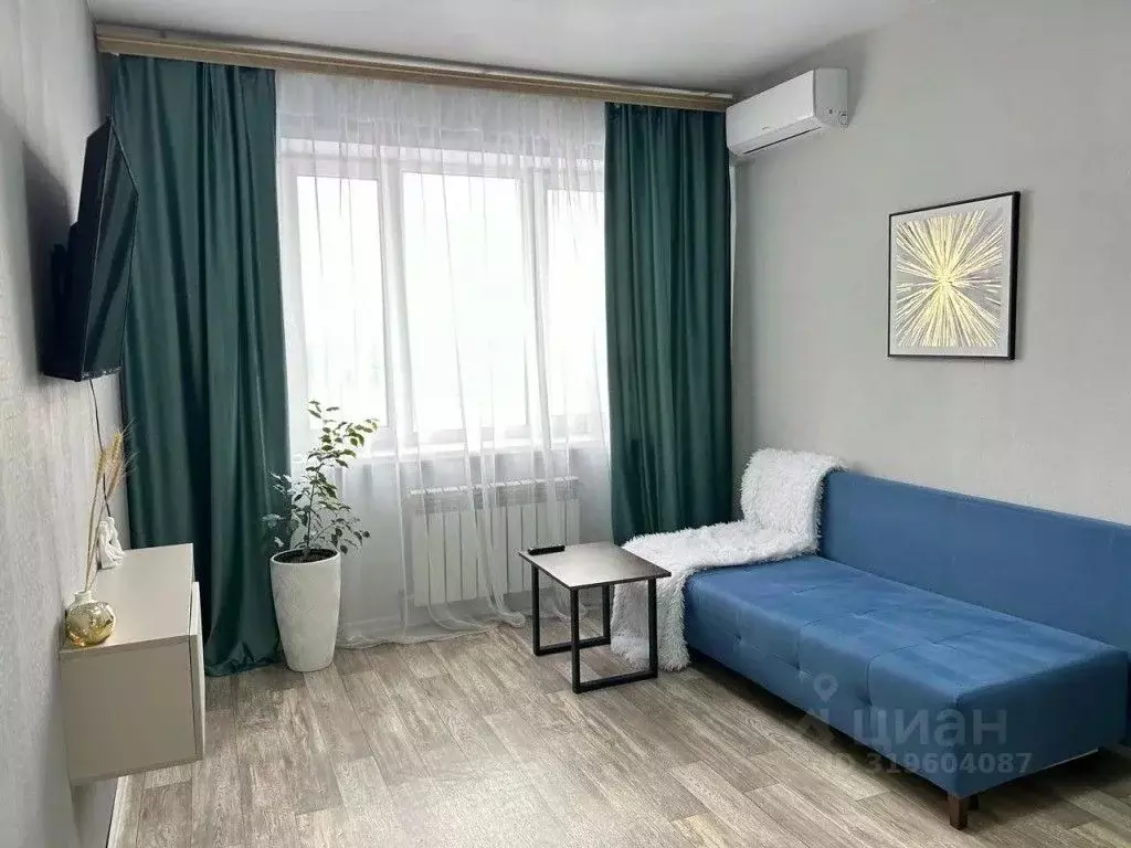 1-к кв. Воронежская область, Воронеж просп. Труда, 68 (43.0 м) - Фото 0