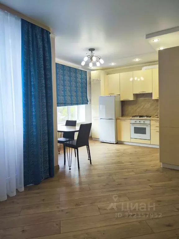 2-к кв. Краснодарский край, Горячий Ключ ул. Ярославского, 111А (55.0 ... - Фото 1