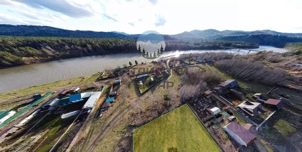 Участок в Алтай, Турочакский район, с. Верх-Бийск Школьная ул., 2 ... - Фото 1