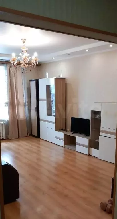 1-к. квартира, 45 м, 9/10 эт. - Фото 0