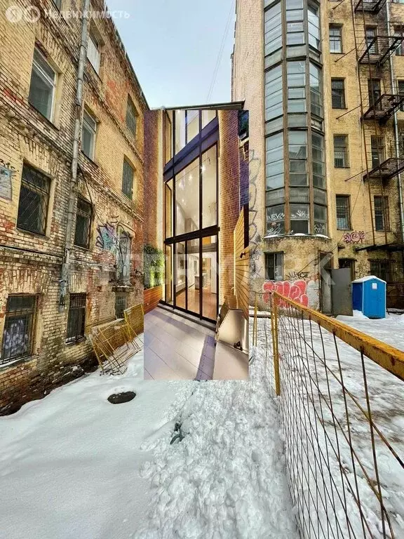 Торговая площадь (706 м) - Фото 1