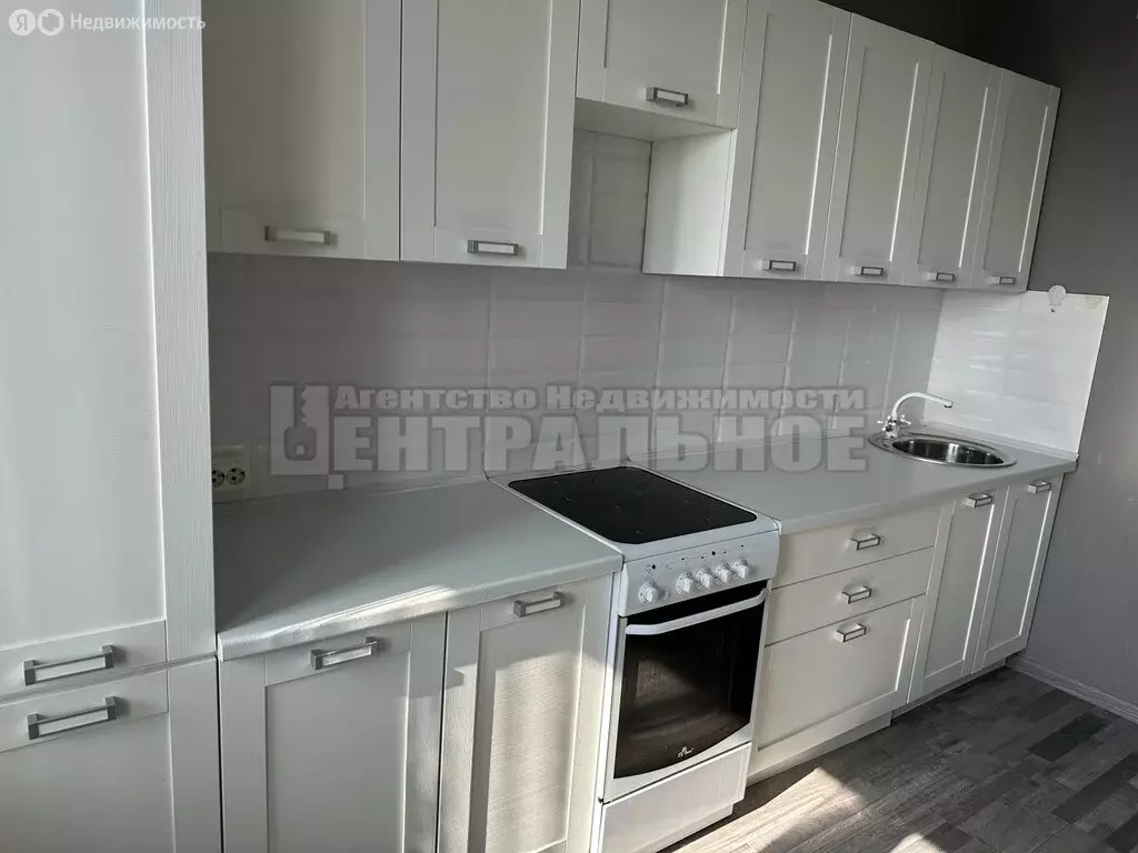 1-комнатная квартира: Смоленск, улица Попова, 113 (38 м) - Фото 0