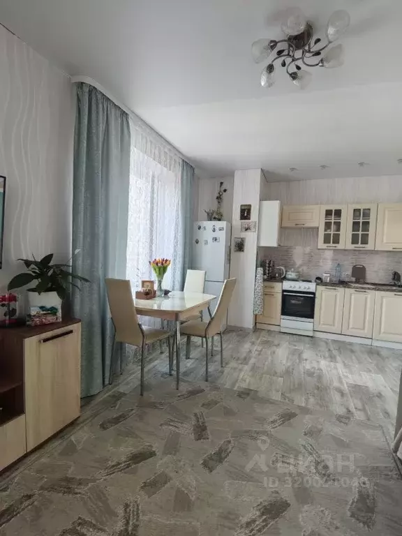 1-к кв. Хакасия, Абакан Трудовая ул., 84к2 (50.0 м) - Фото 1