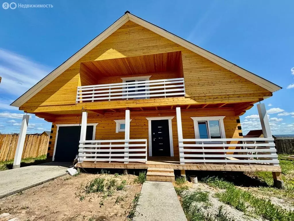 Дом в село Урик, улица Панова, 5 (160 м) - Фото 0
