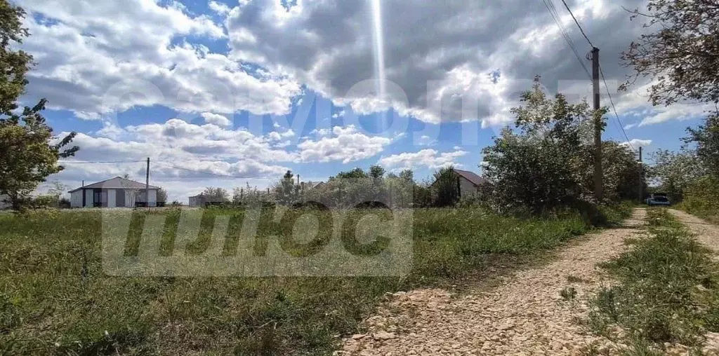 Участок в Крым, Симферопольский район, 3-й массив садовые участки ул. ... - Фото 2