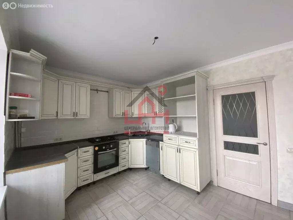 3-комнатная квартира: станица Ессентукская, улица Гагарина, 56 (131.4 ... - Фото 1