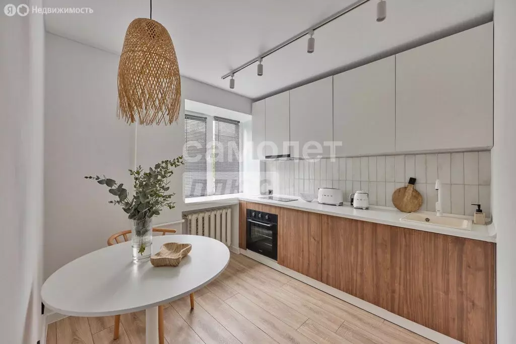 1-комнатная квартира: Екатеринбург, улица Челюскинцев, 88 (32 м) - Фото 0