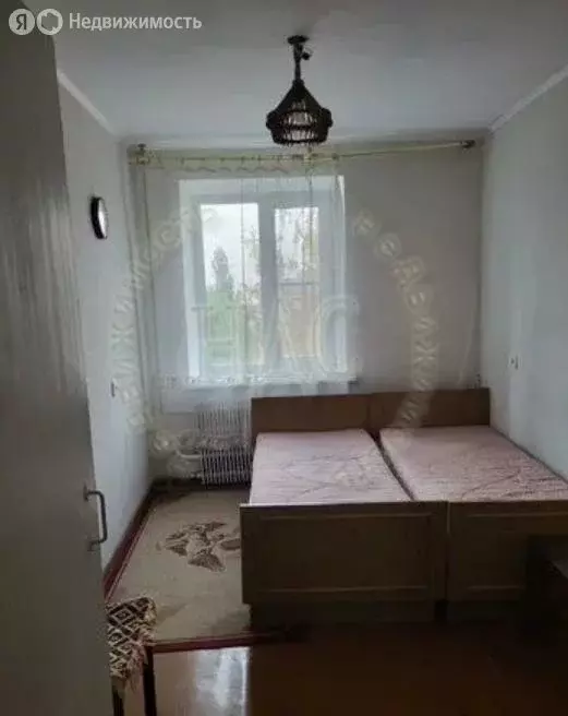 2-комнатная квартира: Курск, улица Чернышевского, 10 (47 м) - Фото 2