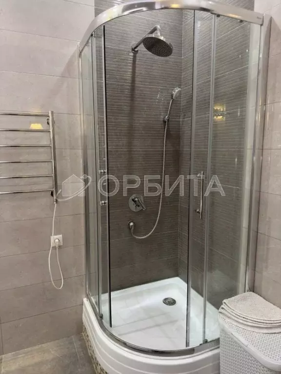 1-к кв. Тюменская область, Тюмень ул. Короленко, 12 (44.9 м) - Фото 2