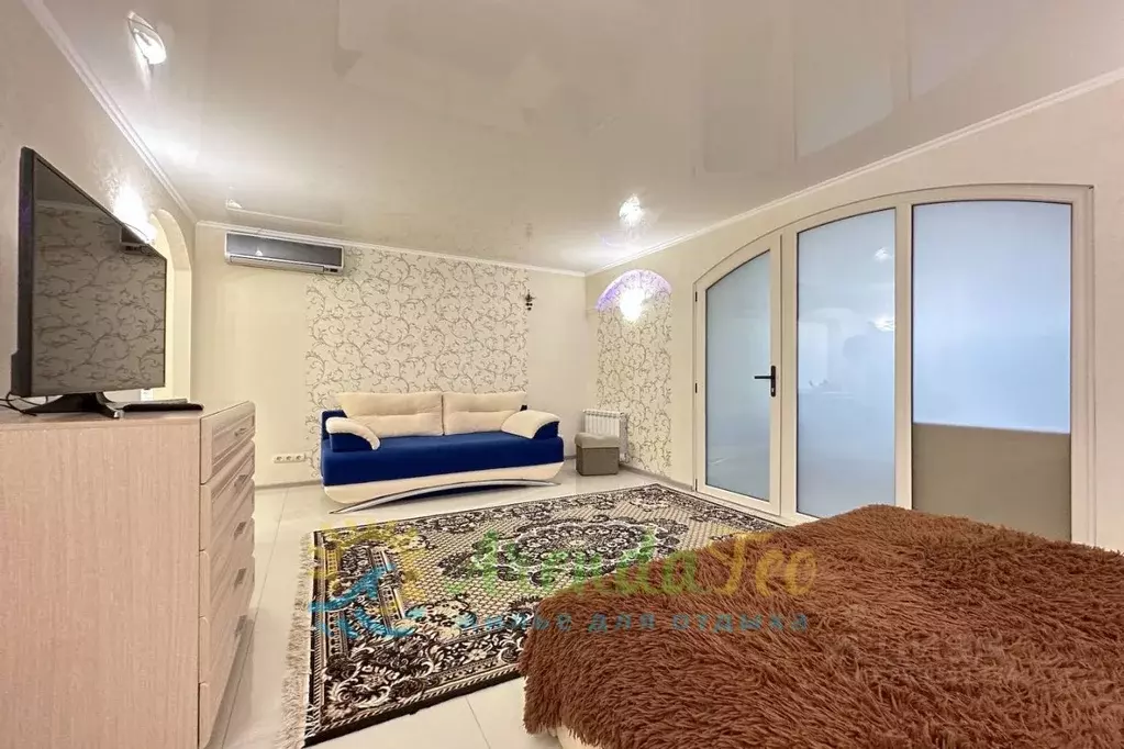 2-к кв. Крым, Феодосия ул. Листовничей, 5 (42.0 м) - Фото 2