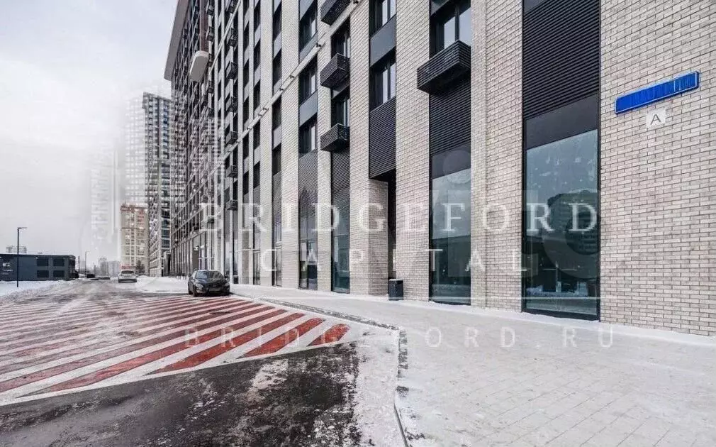Продажа торгового помещения в жилом комлексе  Настоящее - Фото 1
