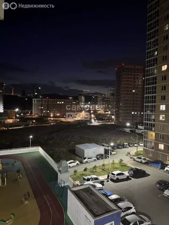 3-комнатная квартира: Владивосток, ул. Басаргина (56.3 м) - Фото 0