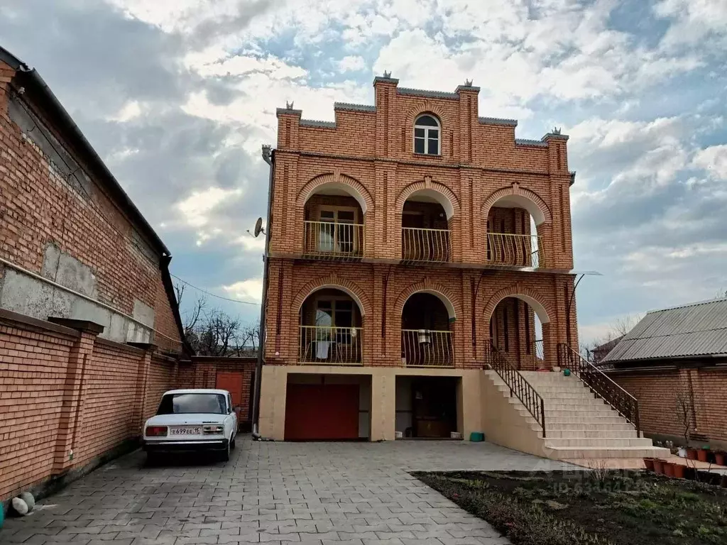 Дом в Северная Осетия, Владикавказ ул. Леваневского, 231 (360 м) - Фото 0