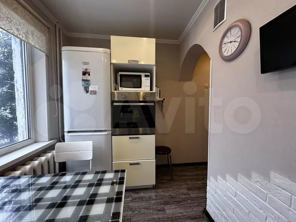 2-к. квартира, 50 м, 1/5 эт. - Фото 0